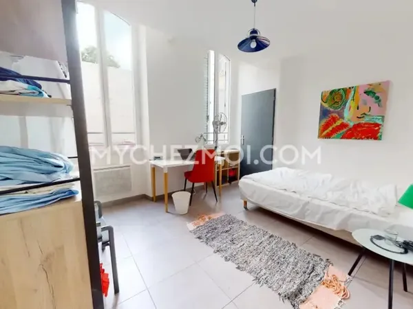 Vends t6 et plus - 166.29 m² - Marseille 13001