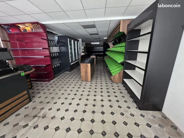 Local commercial 100 m² Beaujeu