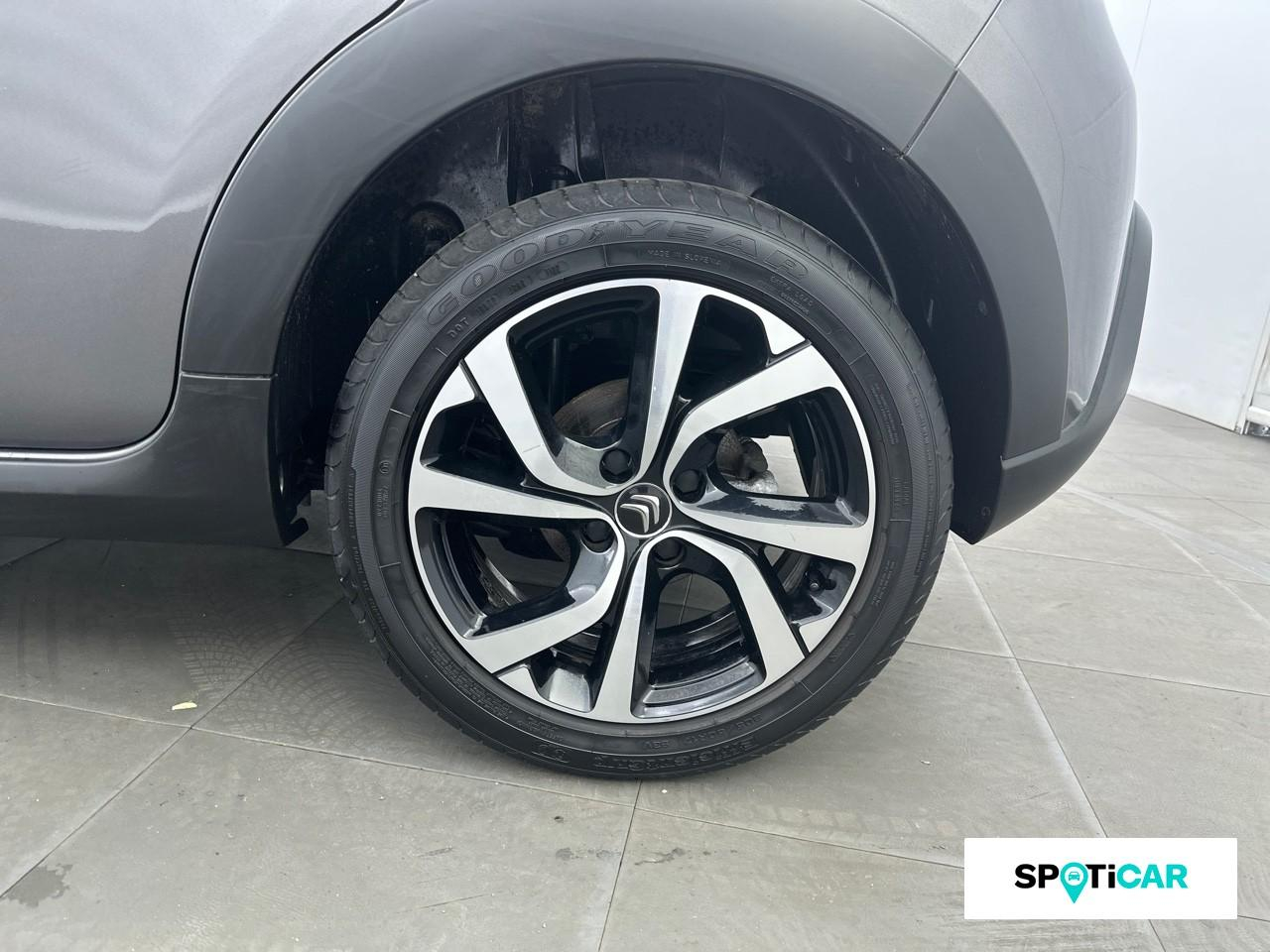Citroën C3 1.5 bluehdi 100ch s&s shine pack e6.d — photo 11