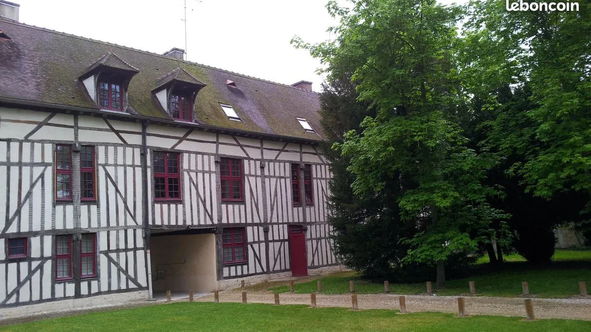 Photo 1