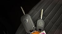 Peugeot 208 1.2 Hybrid 100ch Active e-DCS6 — photo 16