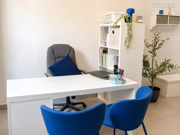 Cabinet à louer