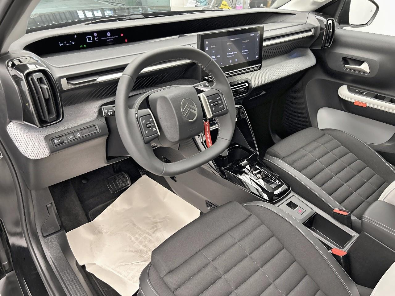 Citroën C3 Aircross hybride 145 ch aut max — photo 9