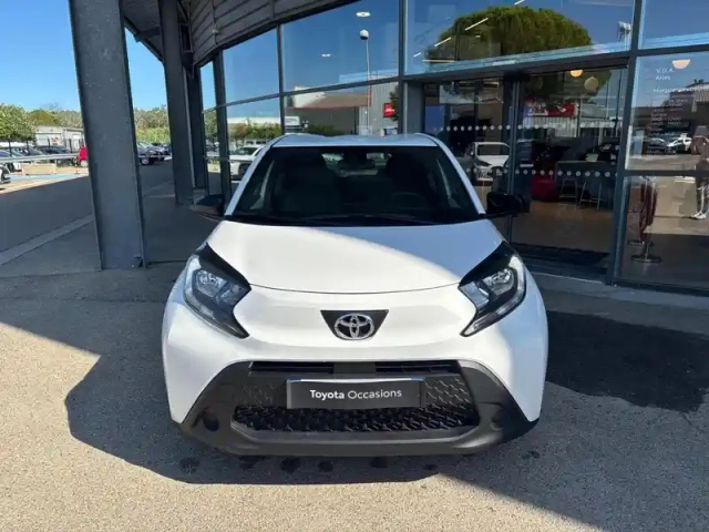 Toyota Aygo X 1.0 vvt-i 72ch dynamic s-cvt my23 — photo 4