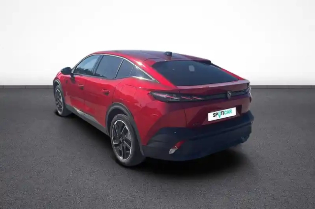 Peugeot 408 phev 225 e-eat8 — photo 4