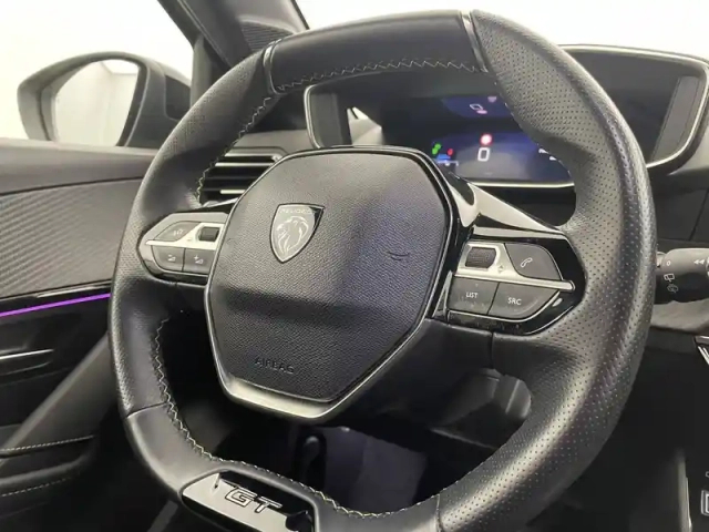 Peugeot 208 puretech 100 s&amp;s bvm6 — photo 29