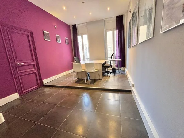 Bureaux 2 pièces 68 m²