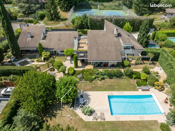Propriété 11 pièces 470 m²