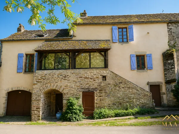 Maison de caractère en pierre de 140 m² avec studio indépendant
