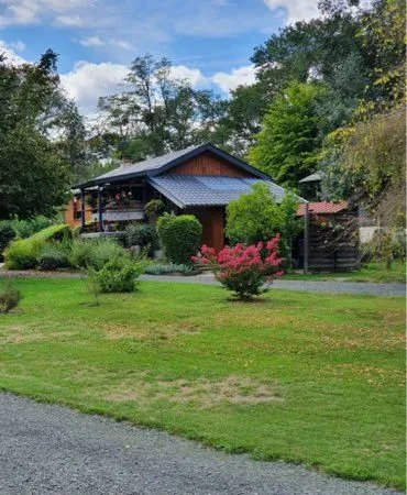 Chalet bord du loir