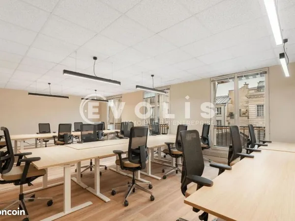 Bureaux 210 m²