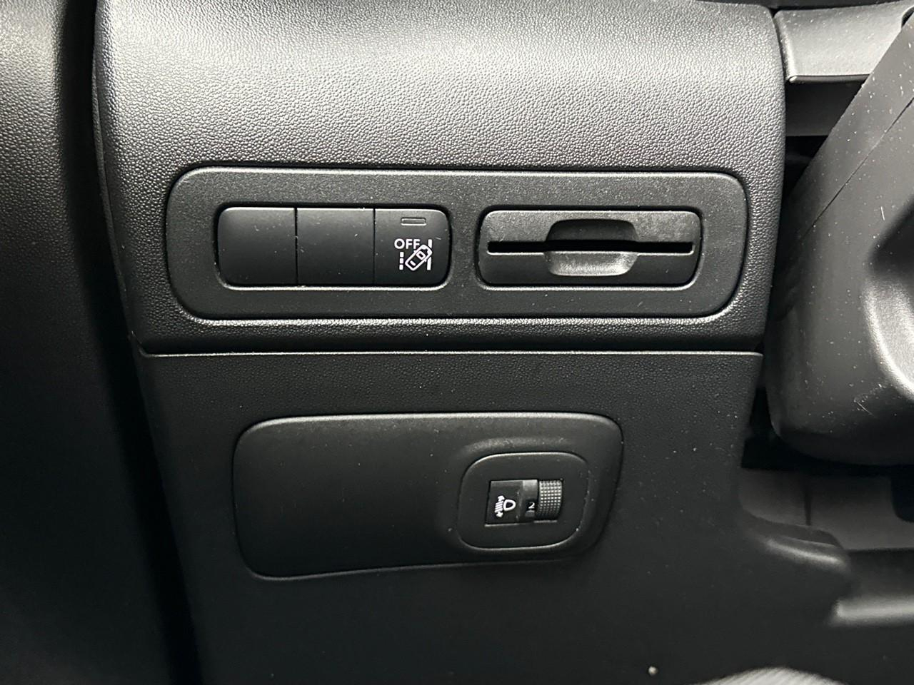Citroën C3 Aircross puretech 130 s&s eat6 shine pack — photo 16