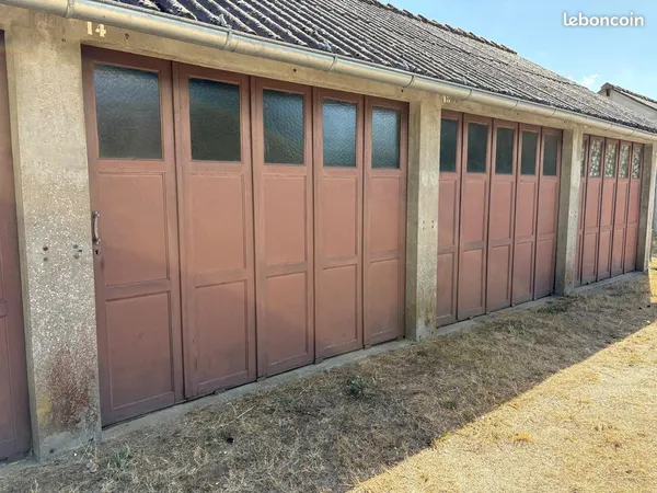 Lamotte Centre Garage/box
