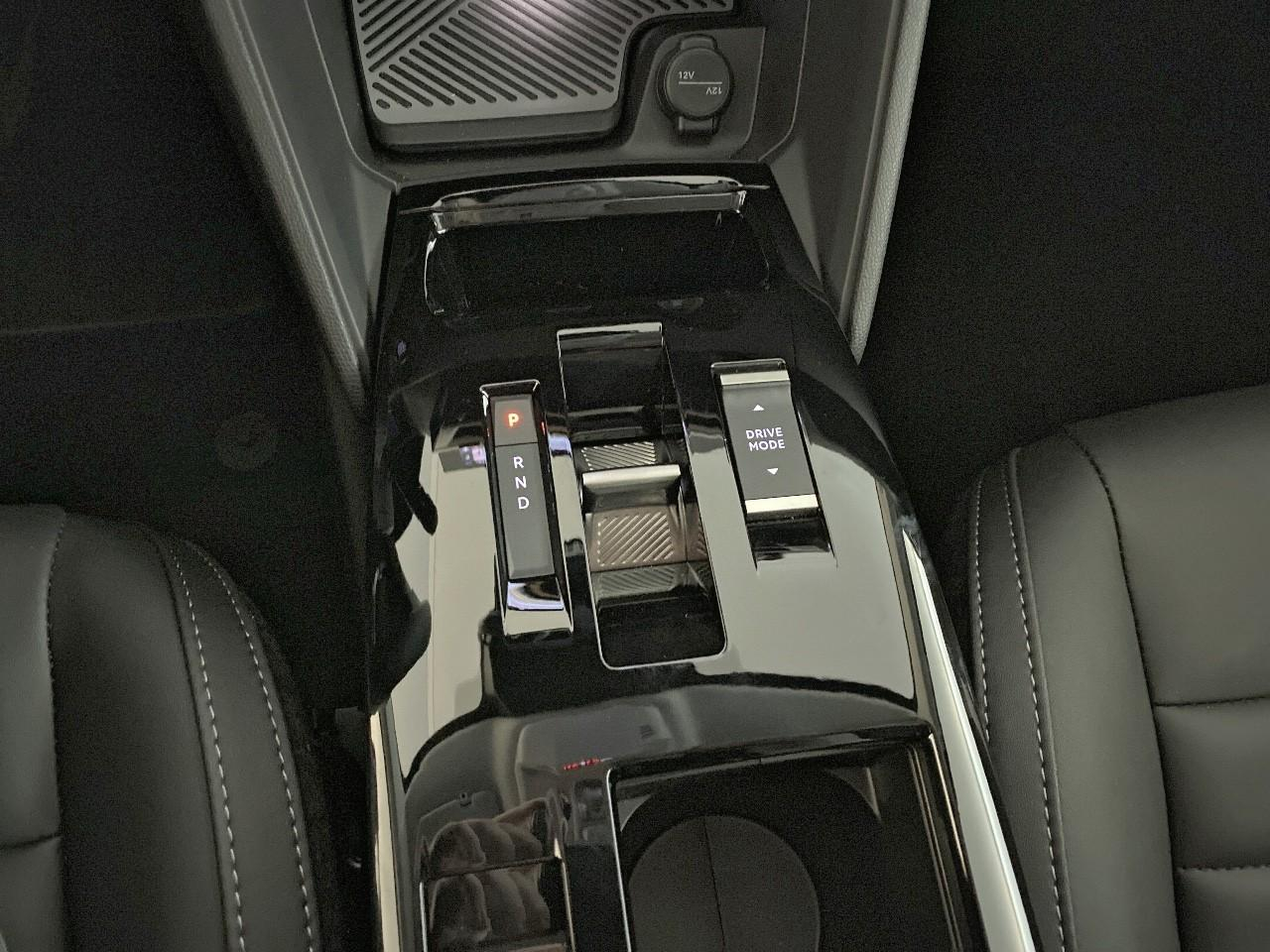 Citroën C4 hybride 145 ch e-dcs6 max — photo 17