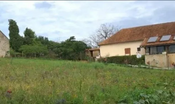 Corp de ferme à vendre