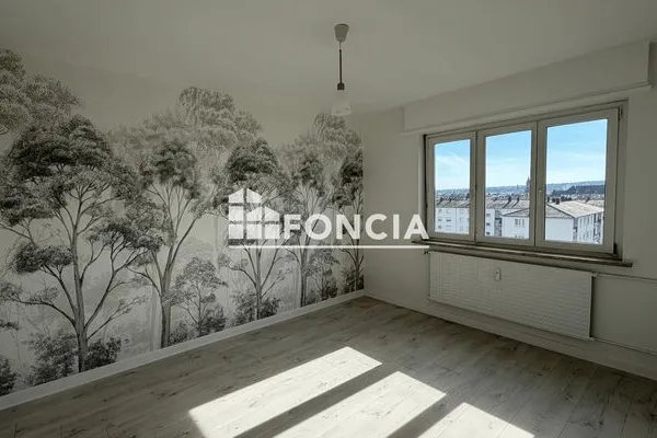 Appartement 4 pièces 87 m²