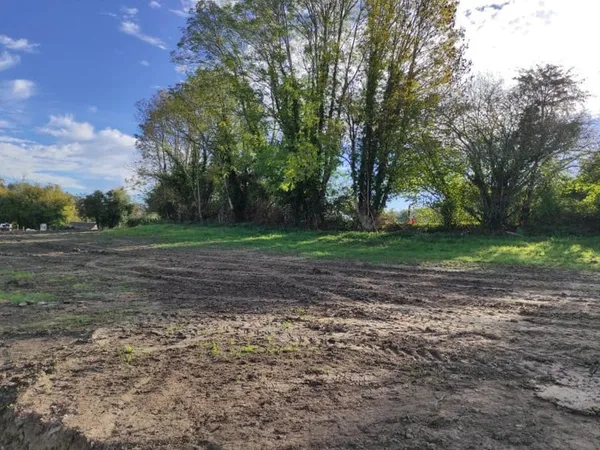 Terrain 432 m²