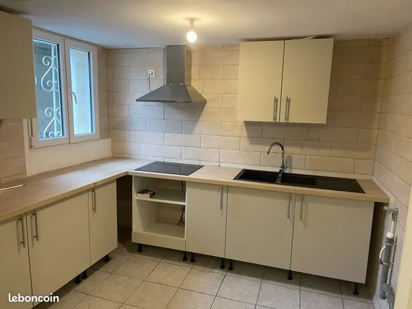 Maison st Denis de piles T3