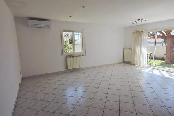 Toulouges. Jolie villa de plain-pied 3 chambres 75 m2 habi