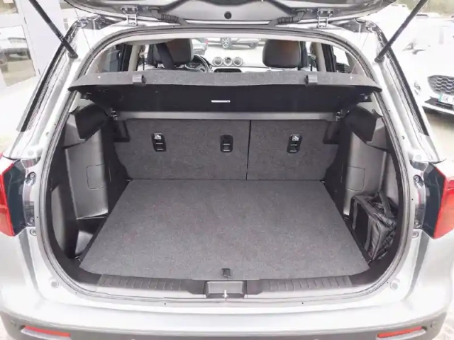 Suzuki Vitara 1.5 dualjet  hybrid auto — photo 47