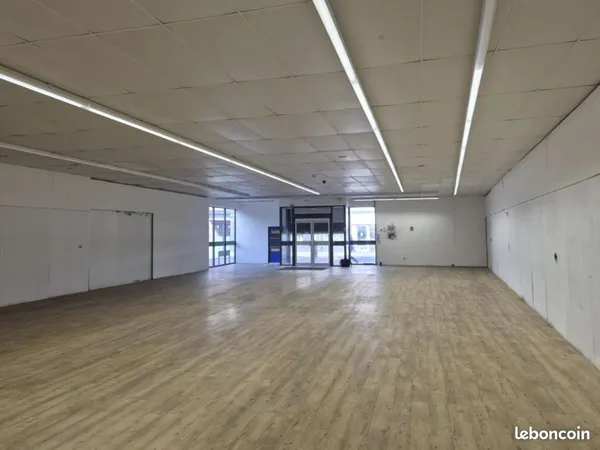 Local commercial 140 m² BOULOGNE BILLANCOURT