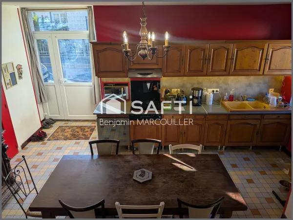 Benjamin Marcouiller vous propose : Maison 3 pièces.