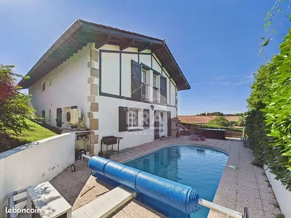Maison 5 pièces 120 m²