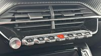 Peugeot 208 1.2 PureTech 100ch S&S Style 118g — photo 15