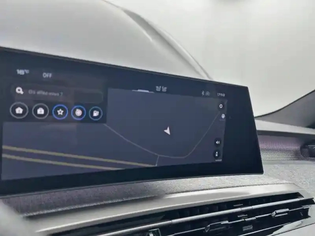 Peugeot 3008 hybrid 145 e-dcs6 — photo 50