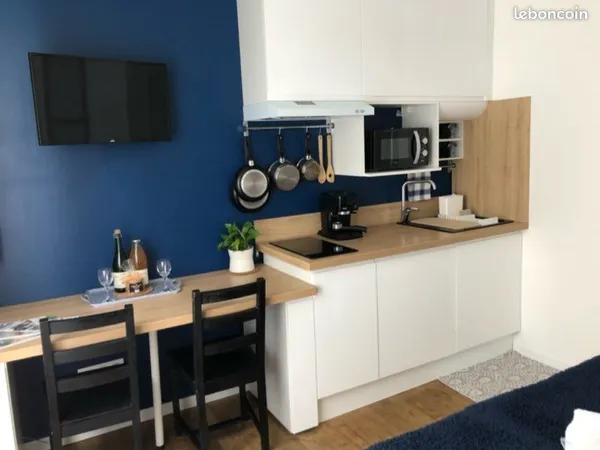 Beau studio à 5 min des plages