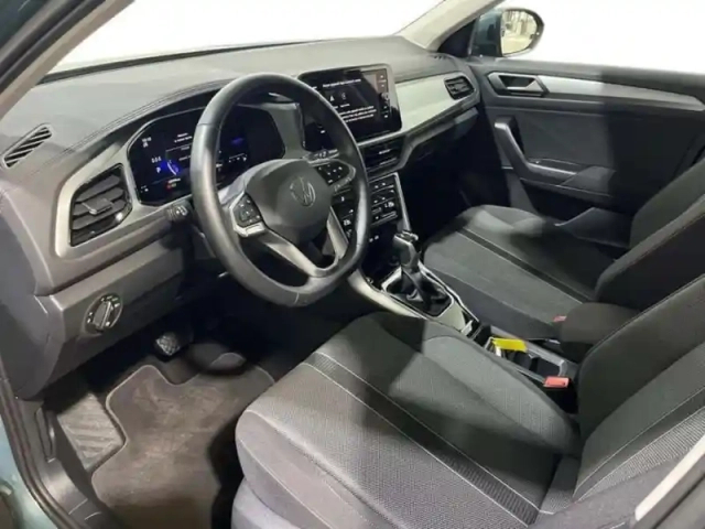 Volkswagen T-Roc 1.5 tsi evo2 150 start/stop dsg7 vw edition — photo 9