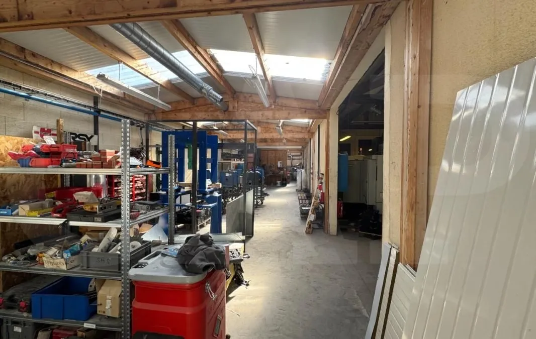 Photo 2