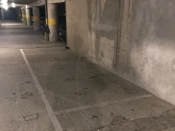 Place parking Paris 20 rue des Haies