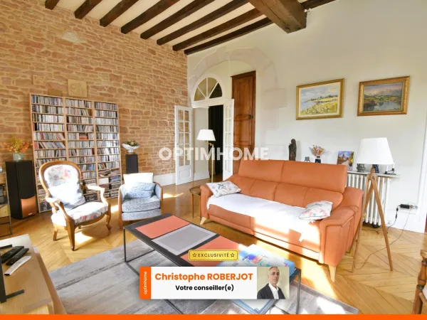 Superbe appartement d'exception avec place de parking au coeur du quartier historique de Chalon sur 