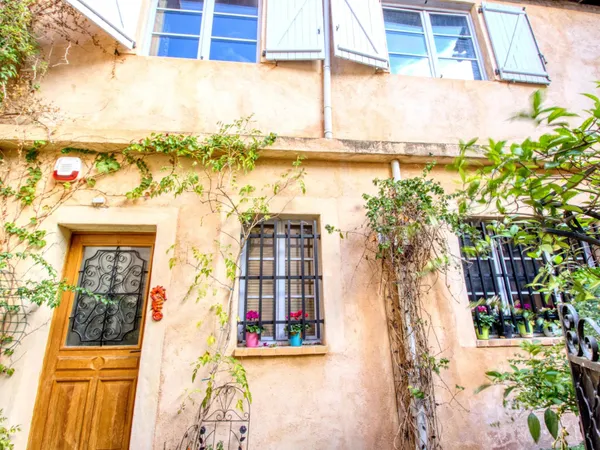 Charmante maison de ville 132m2 dans coeur historique