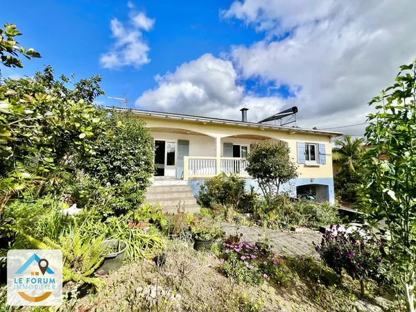 TAMPON 97430 - VILLA F5 FONCTIONNELLE - CUISINE EXTERIEURE -