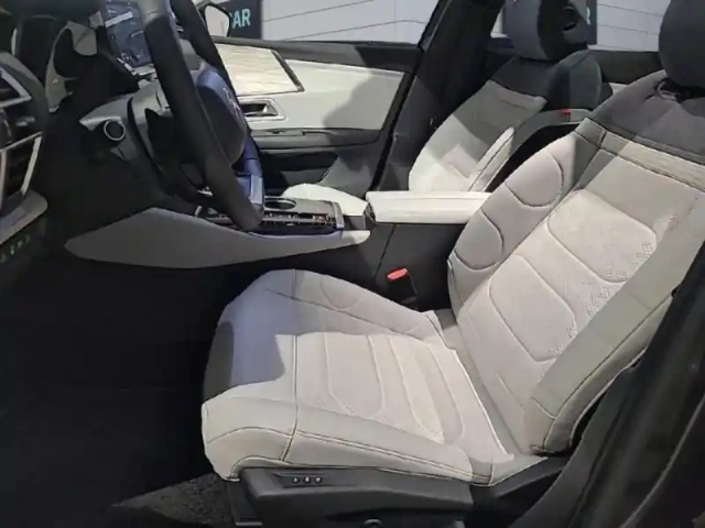 Citroën C5 x 1.6 hybride rechargeable 225ch hypnos boite automatique — photo 9