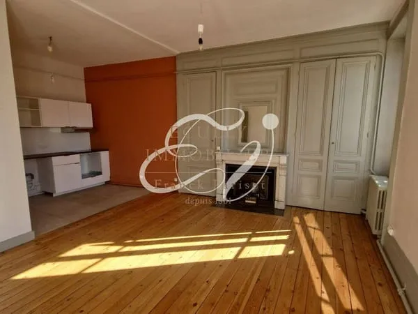 Appartement 4 pièces 77 m²