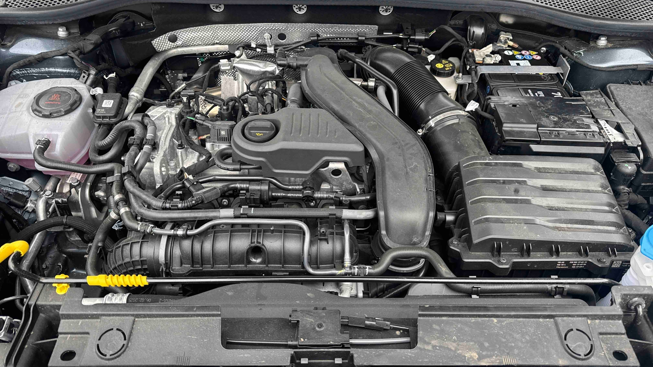 Cupra Formentor 1.5 eTSI Hybrid 150 ch DSG7 — photo 15