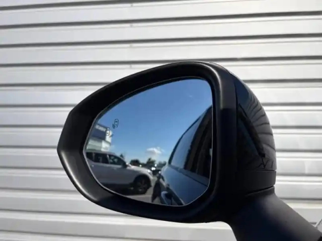 Lynk&Amp;Co 01 1.5 phev 261ch dcth 7 — photo 14