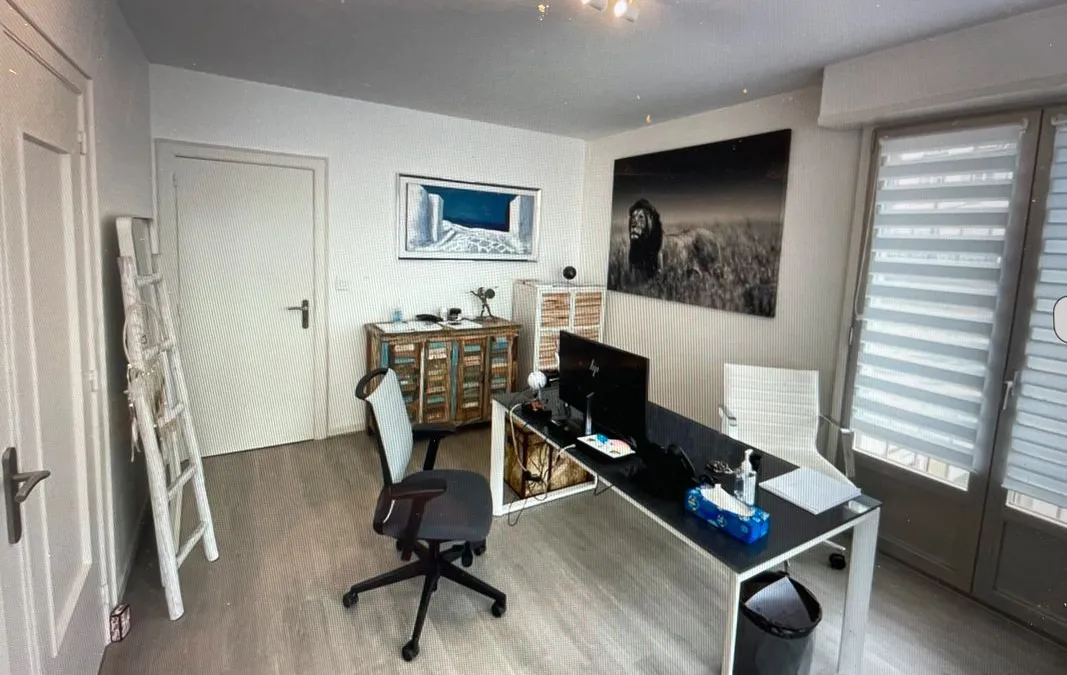 Photo 3