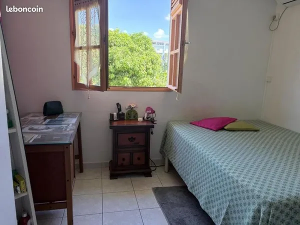 Villa 11 pièces 105 m²