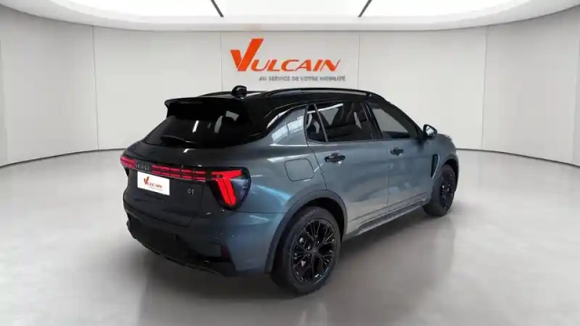 Lynk&Amp;Co 01 1.5 phev 276 ch — photo 8