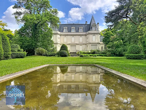 Terrain 1613 m²