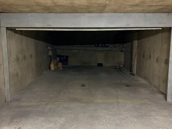Box Parking double fermé Créteil Église