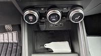 Renault Clio 1.0 TCe 90ch Techno - 24 — photo 14
