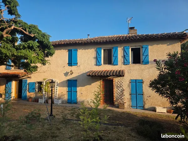 Maison 150m2 Ancien corps de ferme à rénover avec fort potentiel