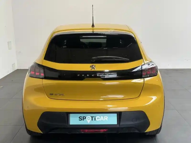 Peugeot 208 e- 136ch active — photo 5