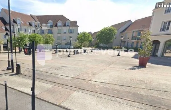 Local commercial 156 m²