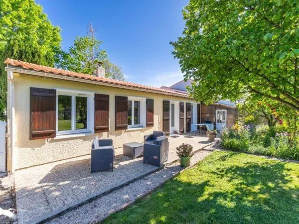 Maison de plain-pied 5 pièces 95 m²